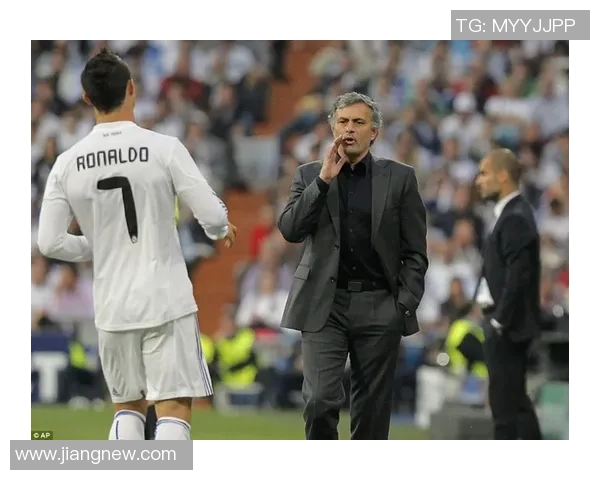 足球明星苏雅的辉煌职业生涯与成就全景介绍