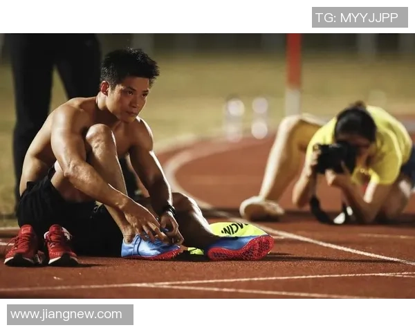 追逐梦想的脚步我想成为足球明星的心路历程与奋斗故事