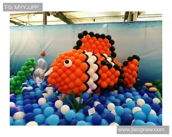 足球明星气球造型艺术创作展现球场魅力与童趣结合的奇妙世界 足球明星气球造型艺术创作展现球场魅力与童趣结合的奇妙世界