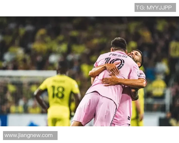 足球明星迈阿密的传奇故事与他在球场上的辉煌成就解析 足球明星迈阿密的传奇故事与他在球场上的辉煌成就解析